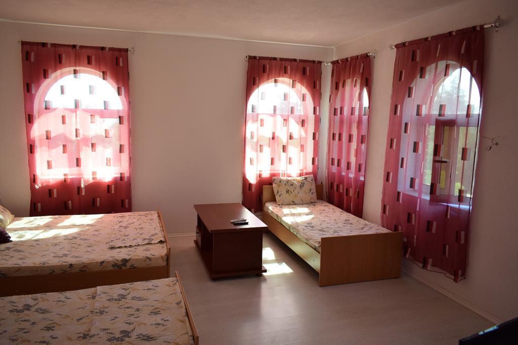 סטאר דויירן Apartmani Alex Beach מראה חיצוני תמונה