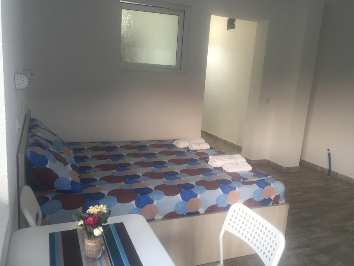 סטאר דויירן Apartmani Alex Beach מראה חיצוני תמונה