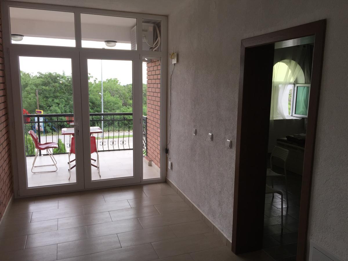 סטאר דויירן Apartmani Alex Beach מראה חיצוני תמונה